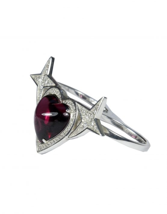 Ring Heart with almandine and white diamonds